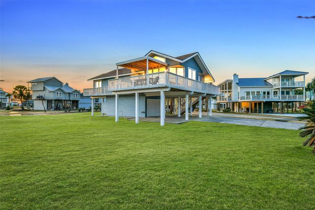 4123 Pelican Lane, Galveston, TX 77554