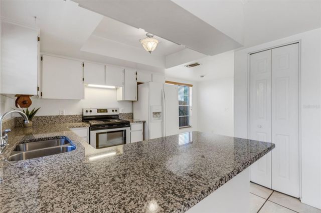 7571 121ST TERRACE, Largo, FL 33773