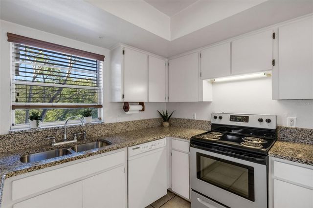 7571 121ST TERRACE, Largo, FL 33773