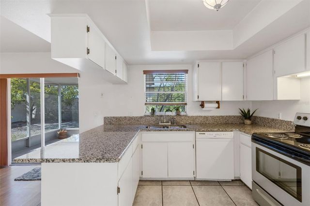 7571 121ST TERRACE, Largo, FL 33773