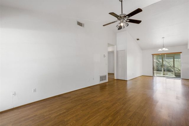 7571 121ST TERRACE, Largo, FL 33773