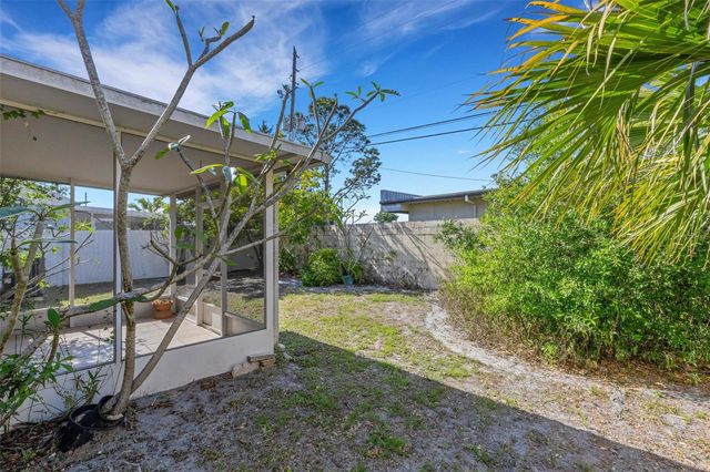 7571 121ST TERRACE, Largo, FL 33773