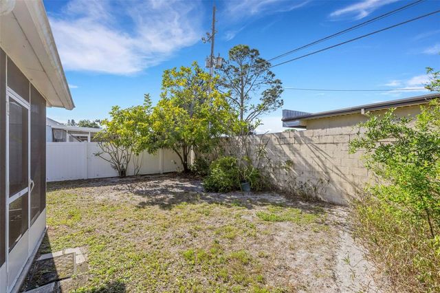 7571 121ST TERRACE, Largo, FL 33773