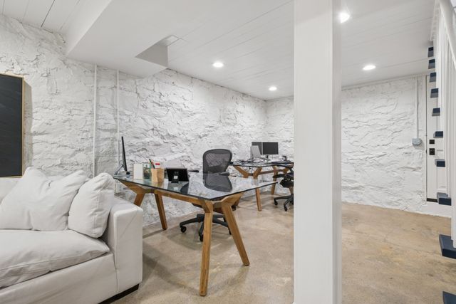 134 Spring Valley Rd, Nashville, TN 37214