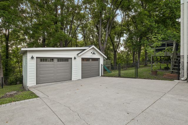134 Spring Valley Rd, Nashville, TN 37214