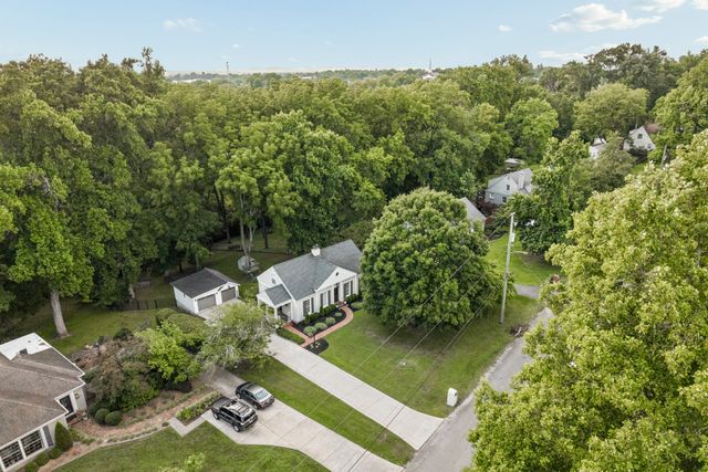134 Spring Valley Rd, Nashville, TN 37214