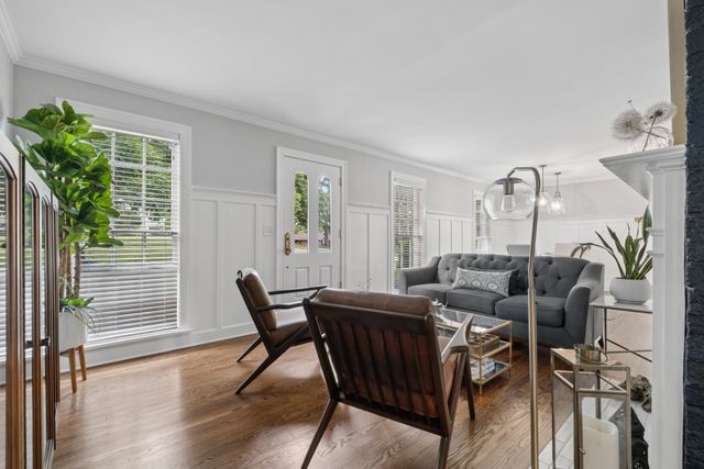 134 Spring Valley Rd, Nashville, TN 37214