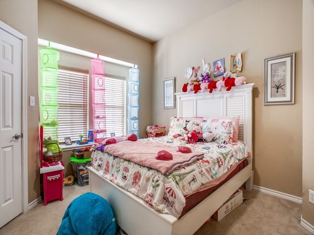 621 Buelwood Court, Desoto, TX 75115