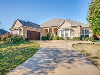621 Buelwood Court, Desoto, TX 75115
