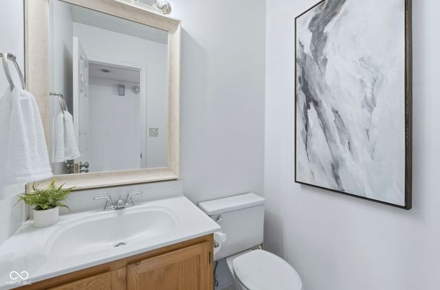 10959 Gate Circle, Fishers, IN 46038