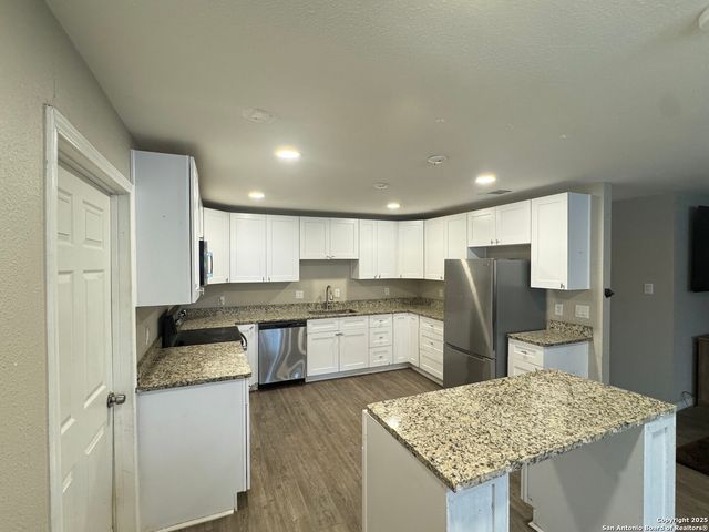 2351 Rigsby, San Antonio, TX 78222