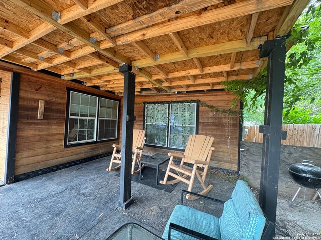 2351 Rigsby, San Antonio, TX 78222