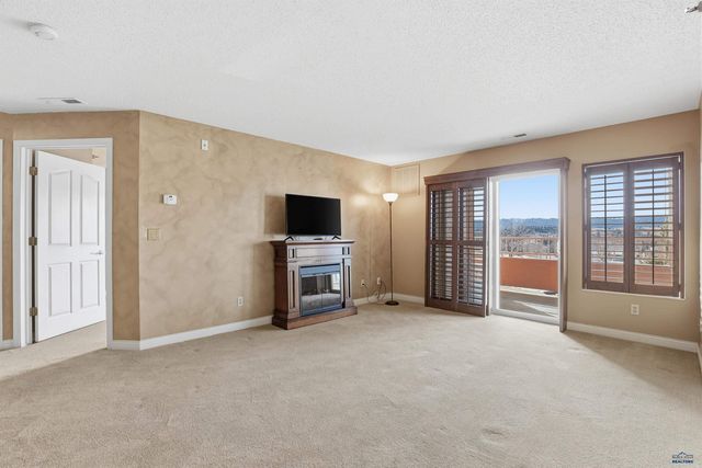 3600 SHERIDAN LAKE RD, Rapid City, SD 57702