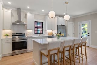 52 Lewis Ave 52, Arlington, MA 02474