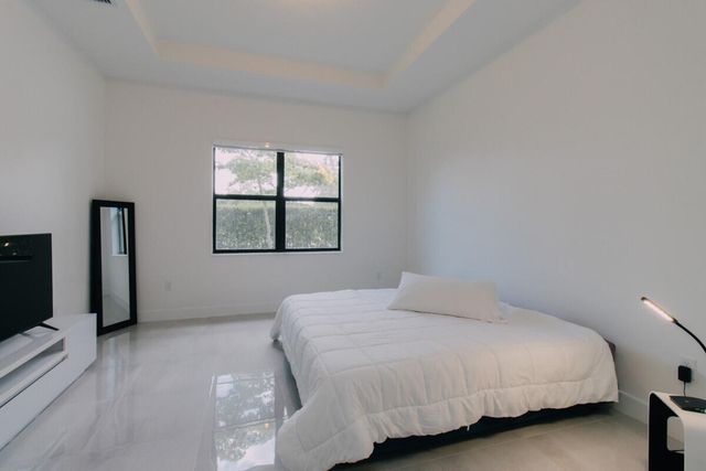 17451 SW 41st Street, Miramar, FL 33029