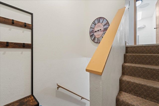 2223 COWLES STREET, Fairbanks, AK 99701