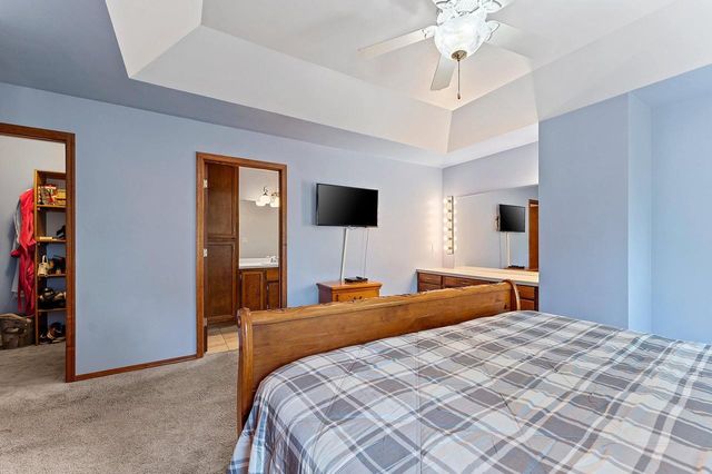 2038 EMERALD DRIVE, Green Bay, WI 54311