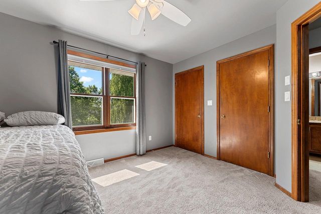 2038 EMERALD DRIVE, Green Bay, WI 54311