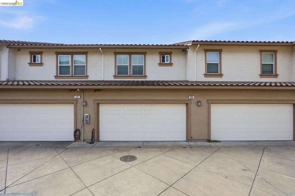 Image 34 of property listing at 214 Carmel ST, San Pablo, CA 94806