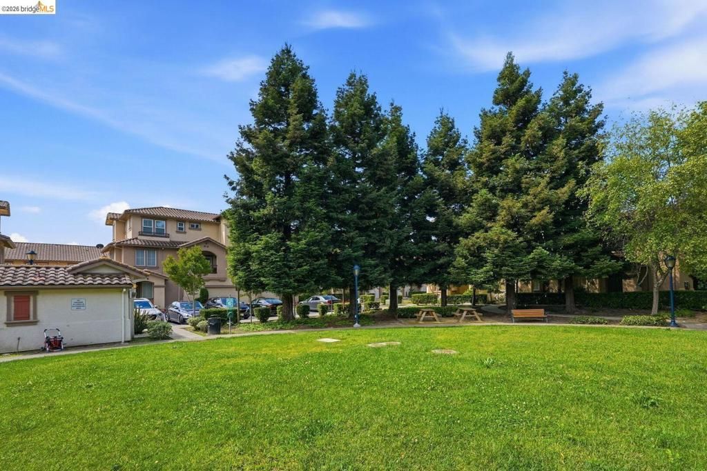 Image 37 of property listing at 214 Carmel ST, San Pablo, CA 94806