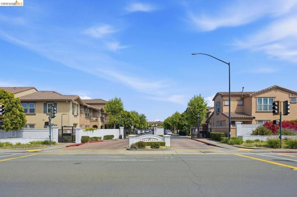 Image 40 of property listing at 214 Carmel ST, San Pablo, CA 94806