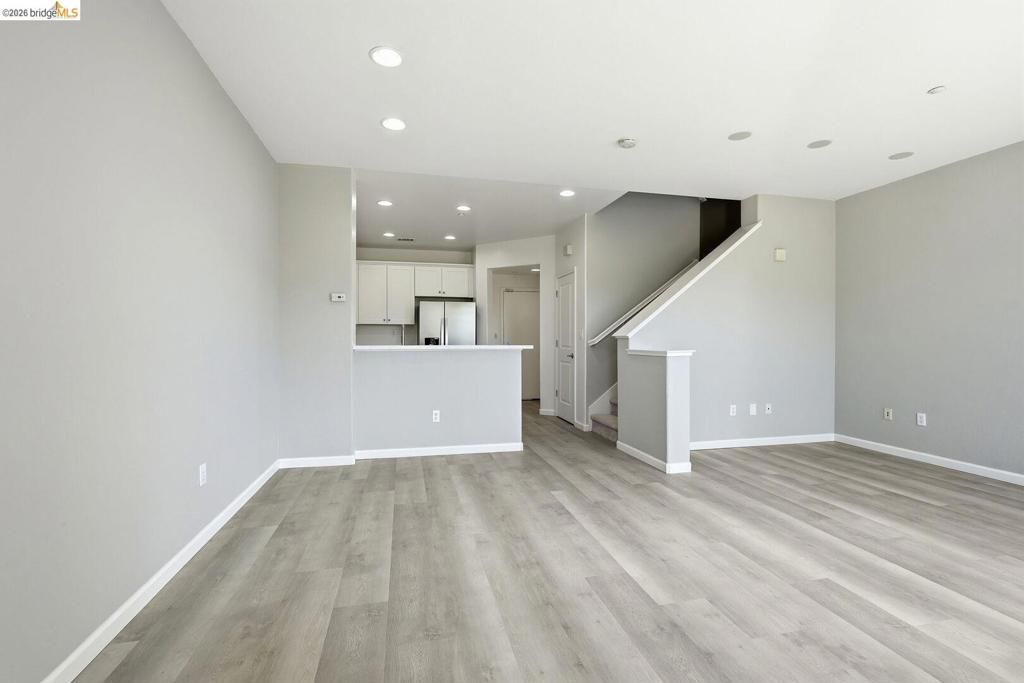 Image 6 of property listing at 214 Carmel ST, San Pablo, CA 94806