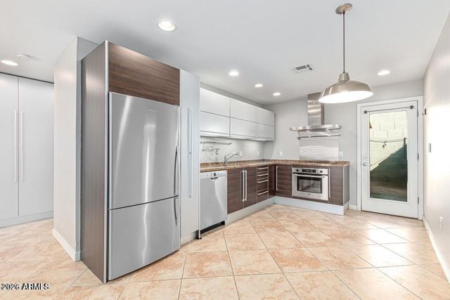 1850 E MARYLAND Avenue 39, Phoenix, AZ 85016