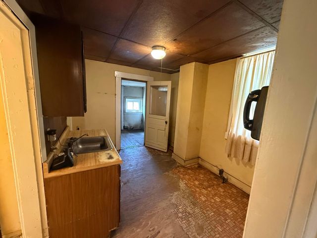 299 Whitethorne Avenue, Columbus, OH 43223