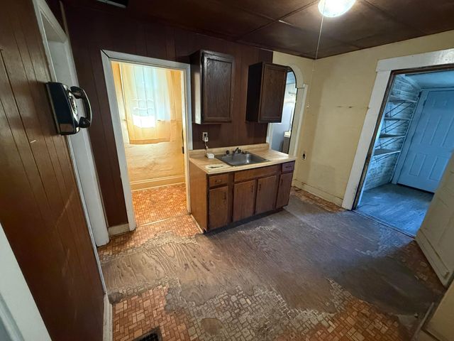 299 Whitethorne Avenue, Columbus, OH 43223