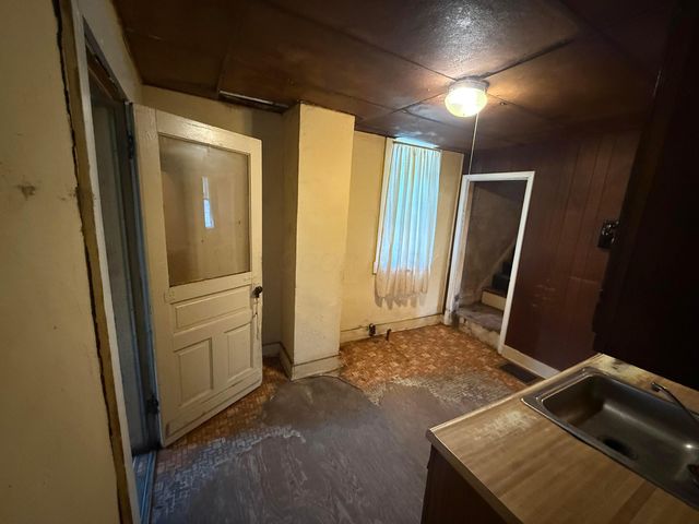 299 Whitethorne Avenue, Columbus, OH 43223