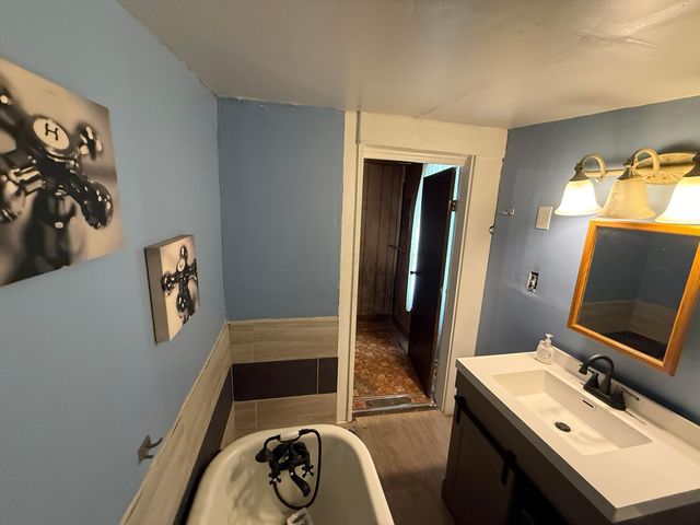 299 Whitethorne Avenue, Columbus, OH 43223