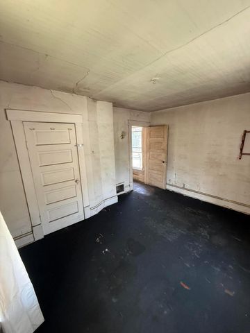 299 Whitethorne Avenue, Columbus, OH 43223