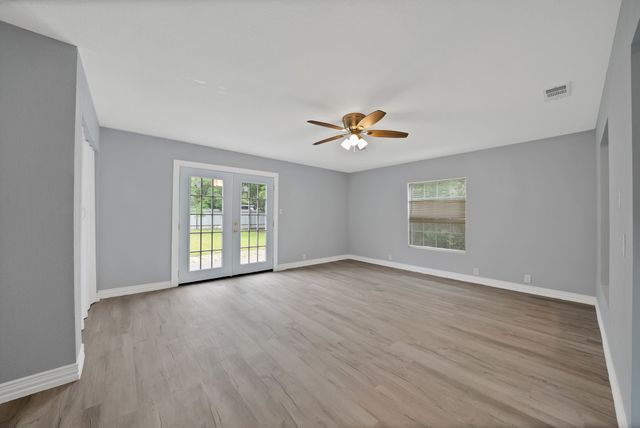 3449 Gordon Avenue, Fort Worth, TX 76110