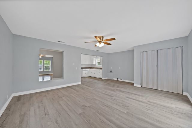 3449 Gordon Avenue, Fort Worth, TX 76110