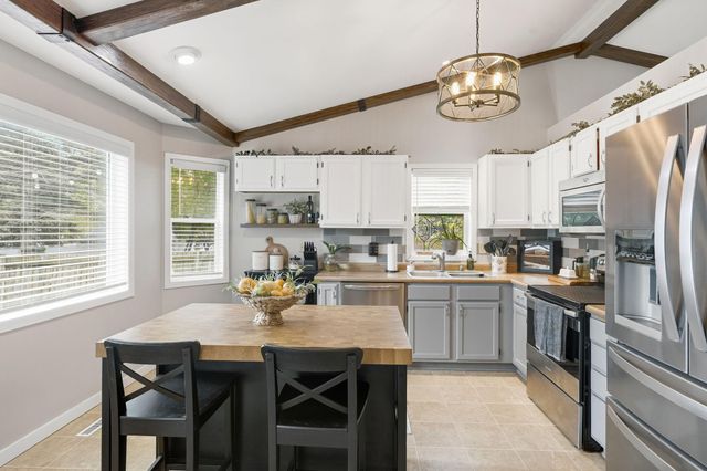7192 Jenner Alcove S, Cottage Grove, MN 55016