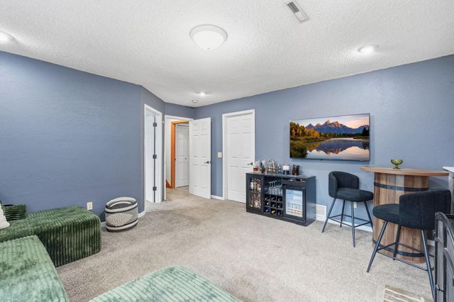 7192 Jenner Alcove S, Cottage Grove, MN 55016