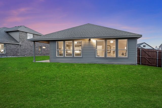 141 LEON Avenue, Rhome, TX 76078