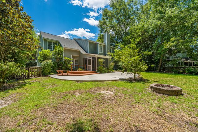 2717 Merwether Lane, Mount Pleasant, SC 29466