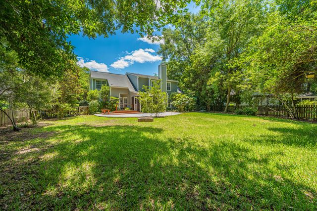 2717 Merwether Lane, Mount Pleasant, SC 29466