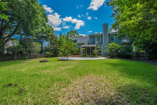 2717 Merwether Lane, Mount Pleasant, SC 29466