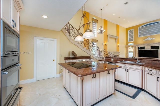 588 Miller Drive, Miami Springs, FL 33166