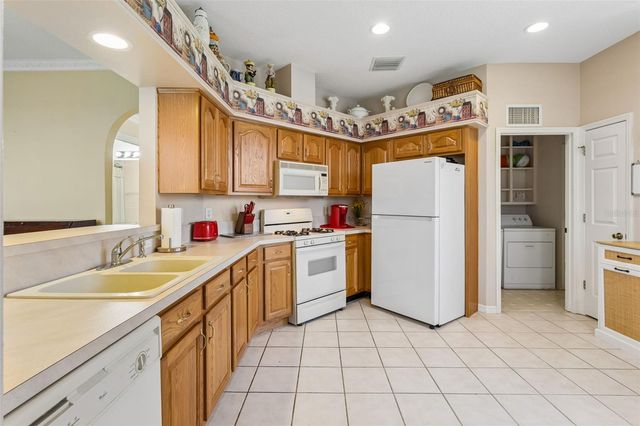 4726 SAINT ANDREWS ARCADE, Leesburg, FL 34748