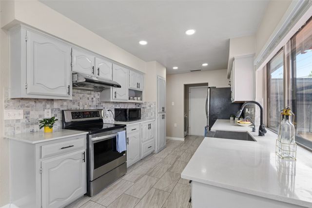 2505 Laurel Lane, Plano, TX 75074