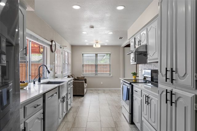 2505 Laurel Lane, Plano, TX 75074