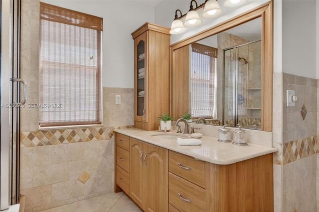 15620 Gauntlet Hall Mnr, Davie, FL 33331