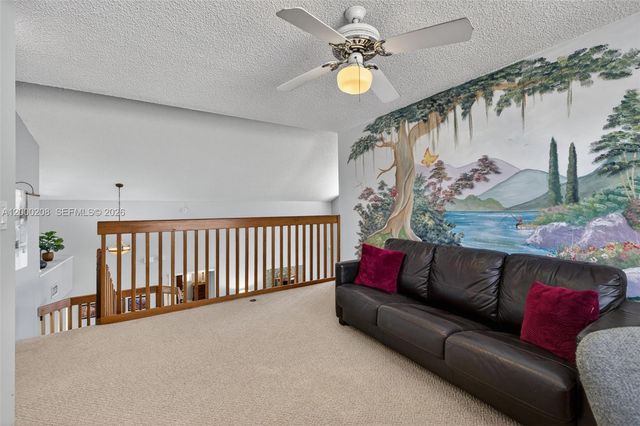 15620 Gauntlet Hall Mnr, Davie, FL 33331