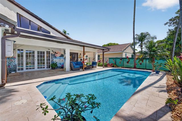 15620 Gauntlet Hall Mnr, Davie, FL 33331