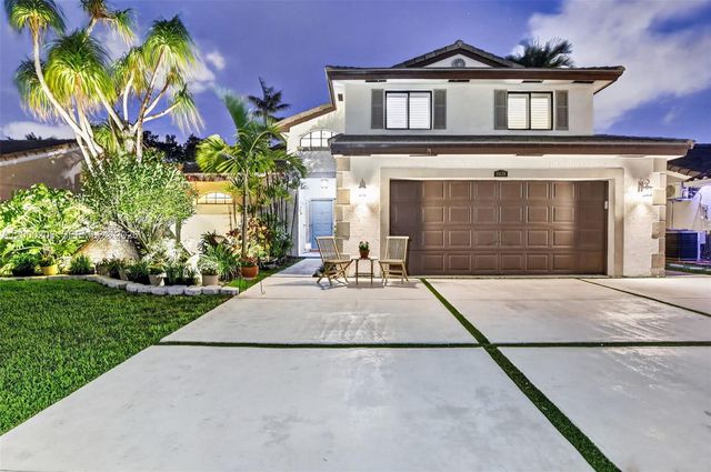 15620 Gauntlet Hall Mnr, Davie, FL 33331