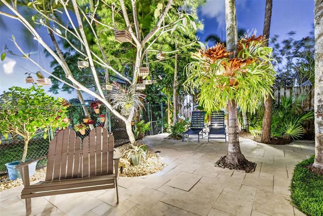 15620 Gauntlet Hall Mnr, Davie, FL 33331