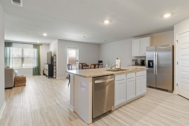 848 Otto Loop, Crestview, FL 32539